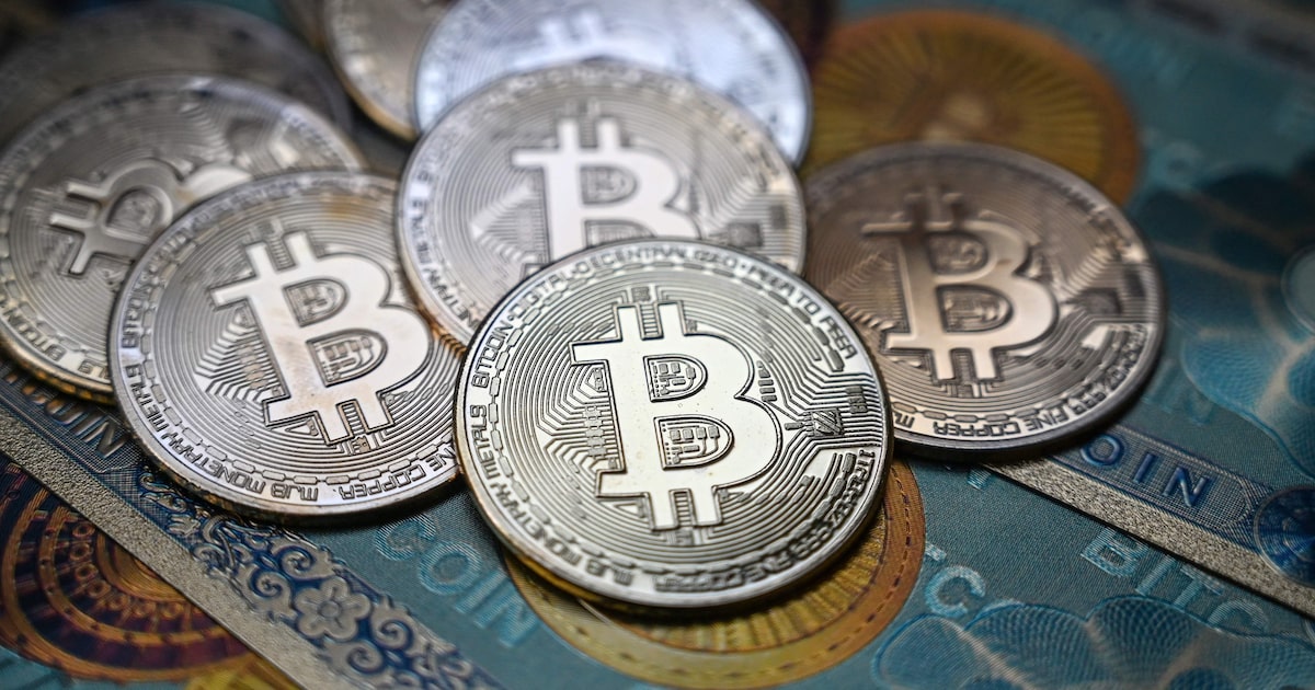 Como o atentado a Trump deve mexer com os mercados? Bitcoin volta a superar US$ 60 mil