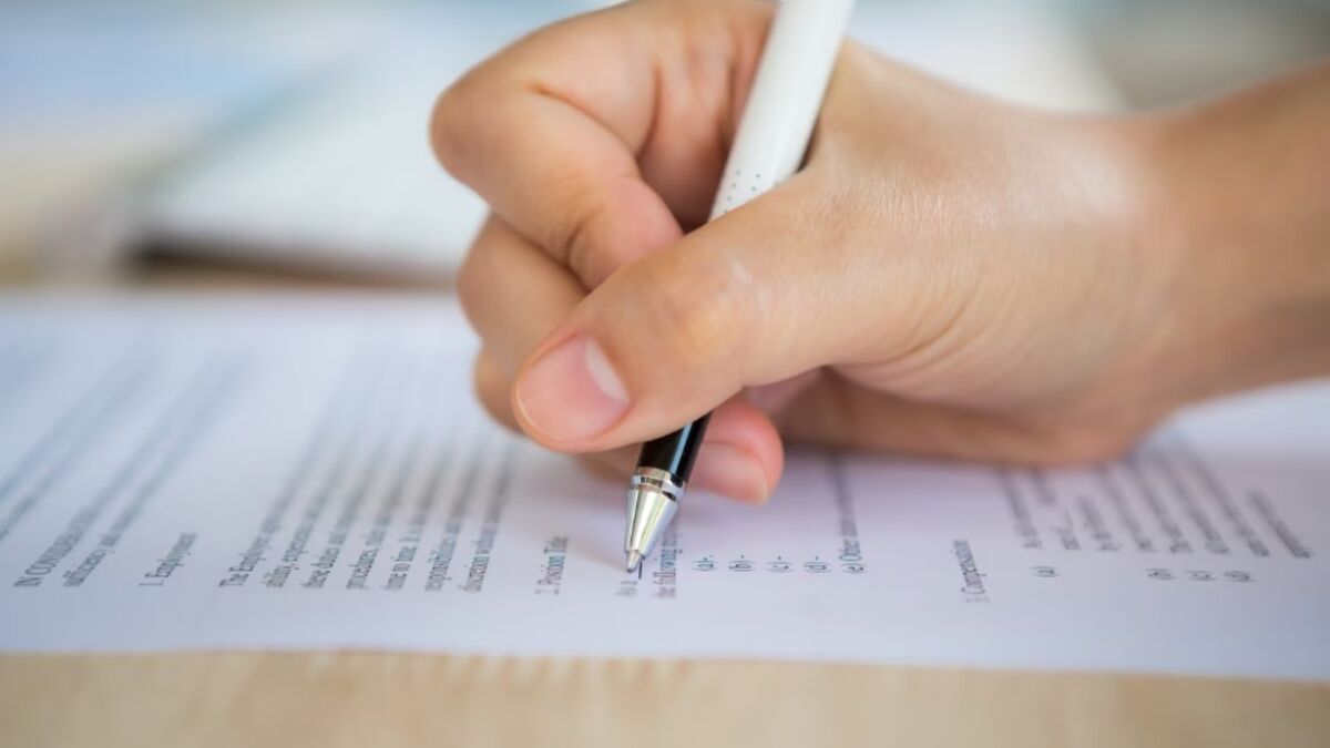 Edital do concurso da Prefeitura de Nova Palmeira tem 100 vagas e salários de até R$ 4,5 mil