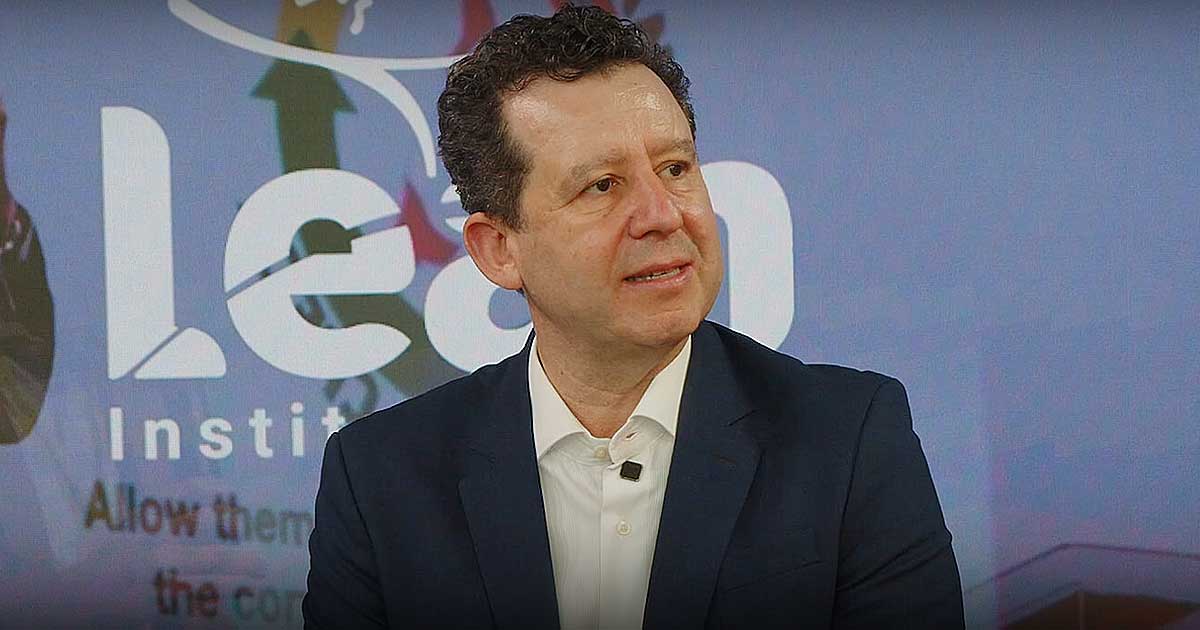 PODCAST ESTÚDIO ANTENA 1 – LIDERANÇA TALKS …