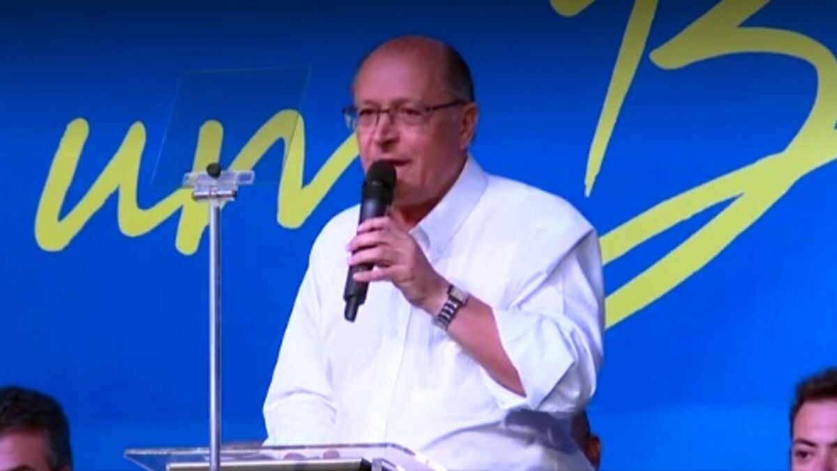 Presidente em exercício, Geraldo Alckmin desembarca na Paraíba para agenda na Fiep