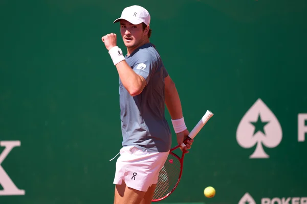 fim, a agenda de João Fonseca conta com o Roland Garros , um dos quatro Grand Sl