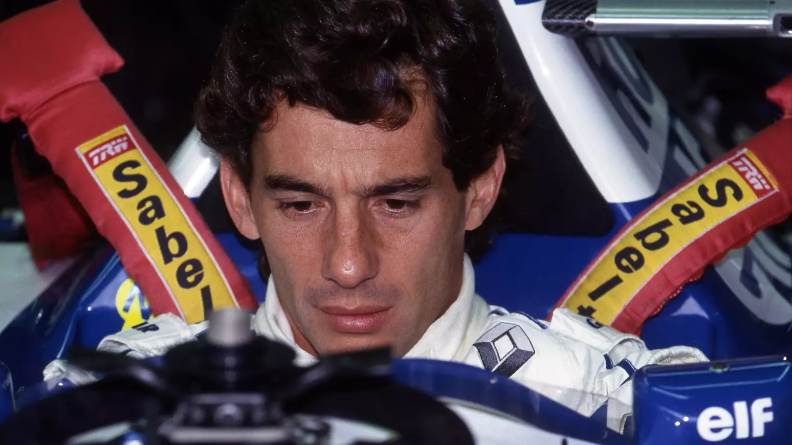 Há 32 anos, a morte de Ayrton Senna em Ímola chocou o mundo e obrigou a Fórmula 1 a reformular pistas, carros e protocolos de segurança